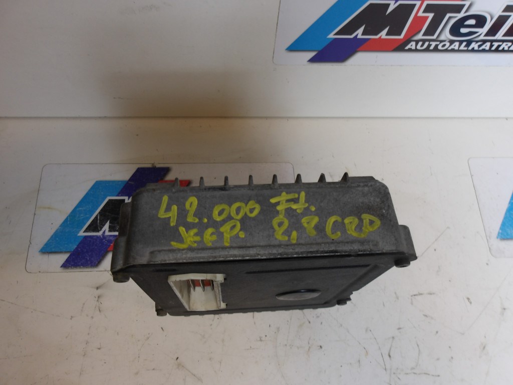 [GYÁRI HASZNÁLT]  JEEP LIBERTY 2.8 CRD ECU  2. kép